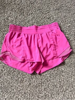 lululemon athletica Bright Hot Pink Athletic Shorts hotty hot sonic pink size 8